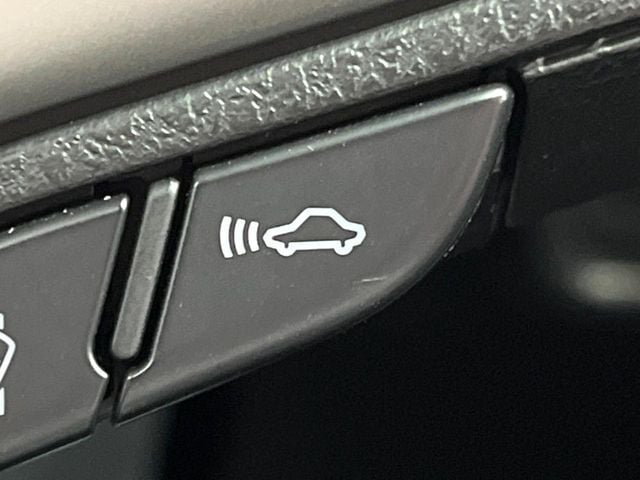 TOYOTA LANDCRUISER PRADO 2023