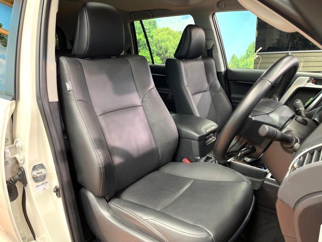 TOYOTA LANDCRUISER PRADO 2023