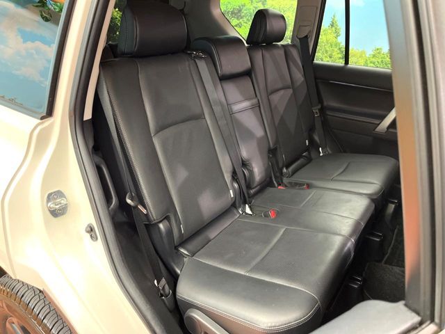 TOYOTA LANDCRUISER PRADO 2023