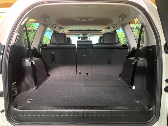 TOYOTA LANDCRUISER PRADO 2023