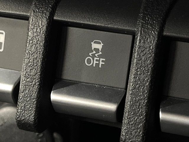 SUZUKI JIMNY NOMADE 2025