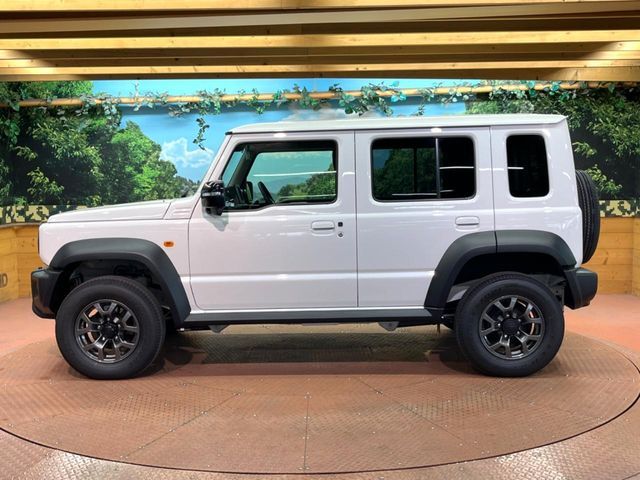 SUZUKI JIMNY NOMADE 2025