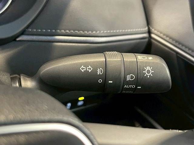 TOYOTA HARRIER 2WD 2024