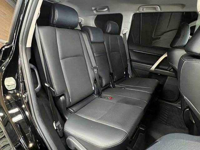 TOYOTA LANDCRUISER PRADO 2023