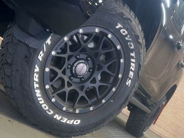 TOYOTA LANDCRUISER PRADO 2023