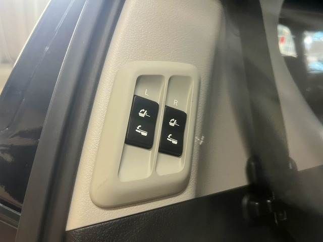 TOYOTA LANDCRUISER PRADO 2023