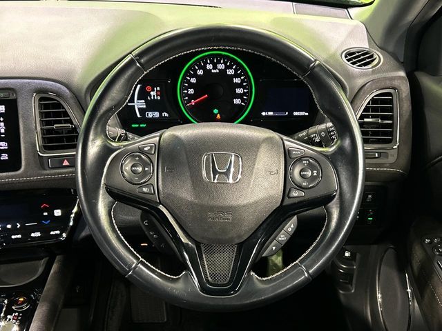 HONDA VEZEL HYBRID 2017