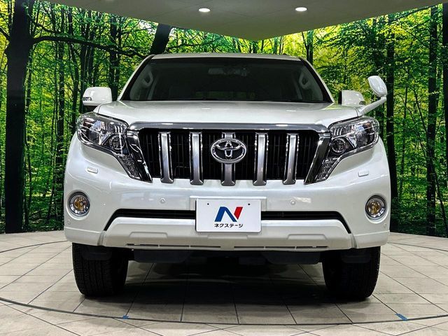 TOYOTA LANDCRUISER PRADO 2017