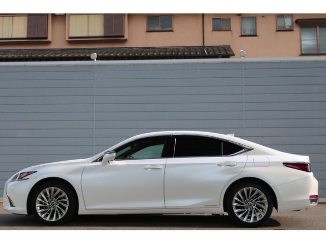TOYOTA LEXUS ES300h 2020