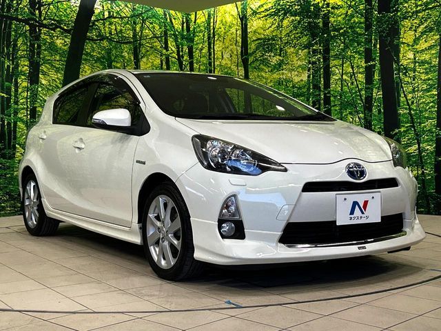 TOYOTA AQUA 2012