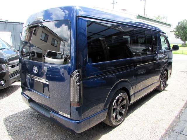 TOYOTA HIACE van 4WD 2009