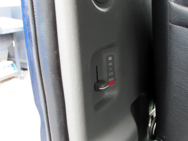 TOYOTA HIACE van 4WD 2009