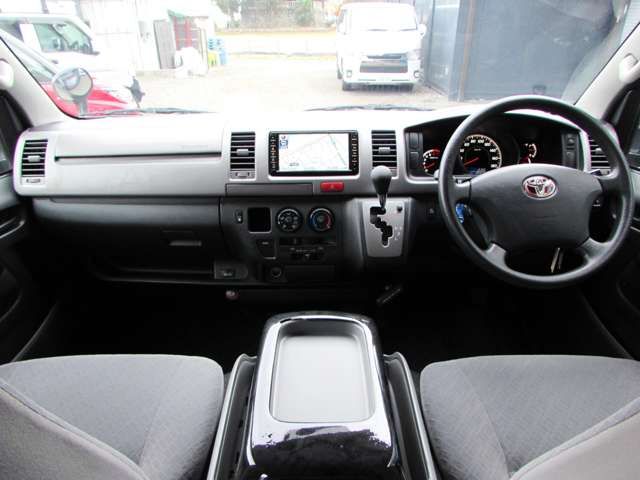 TOYOTA HIACE van 2WD 2010