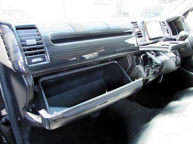 TOYOTA HIACE van 4WD 2008