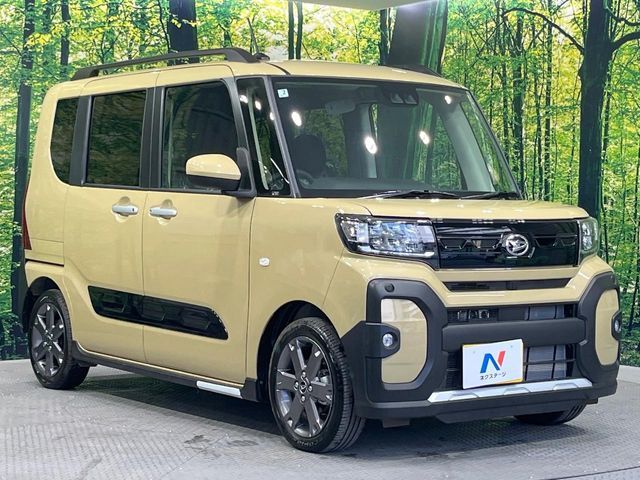 DAIHATSU TANTO FAN CROSS 2025