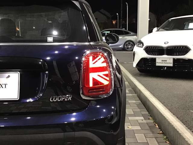 BMW MINI COOPER 2022