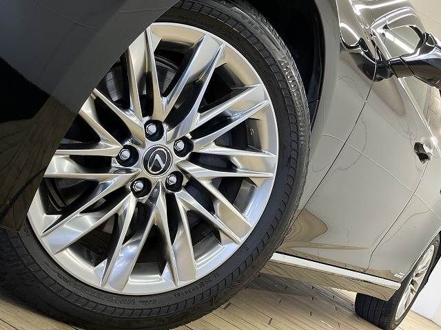 TOYOTA LEXUS LS500h 4WD 2018