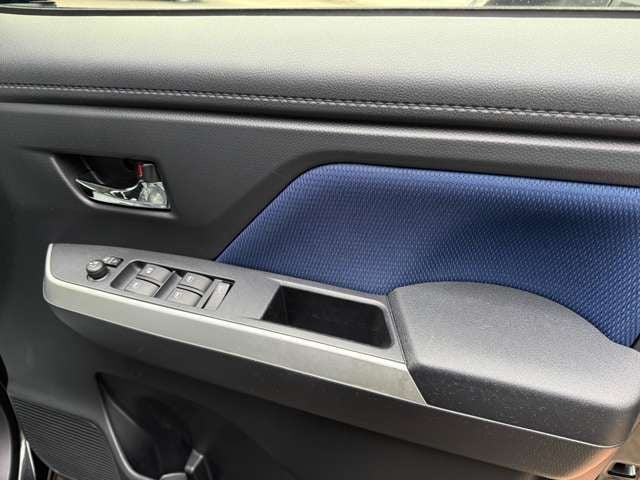 TOYOTA ROOMY 4WD 2018