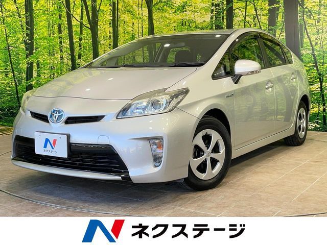 TOYOTA PRIUS 2014