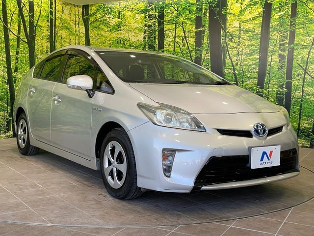 TOYOTA PRIUS 2014