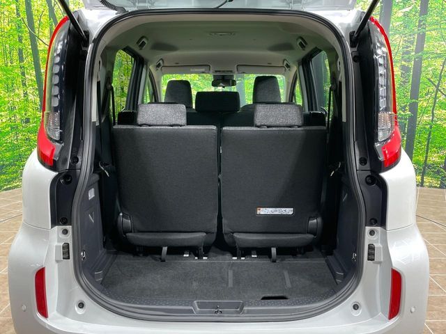 TOYOTA SIENTA HYBRID 2025