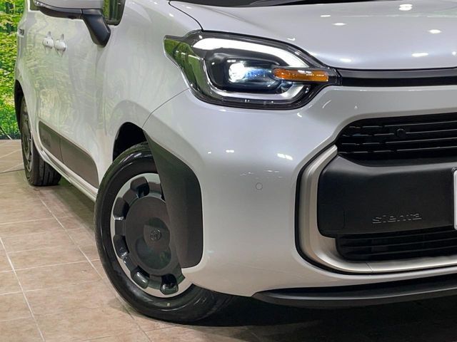 TOYOTA SIENTA HYBRID 2025