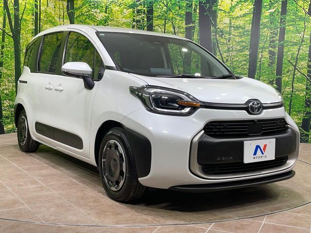 TOYOTA SIENTA HYBRID 2025
