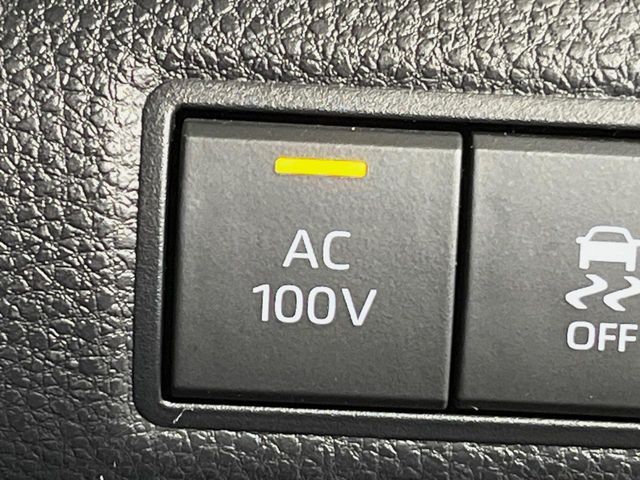 TOYOTA COROLLA TOURING HYBRID 2021