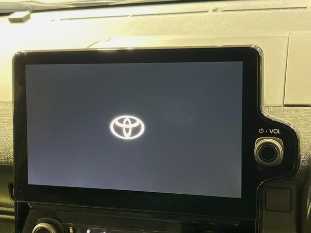 TOYOTA SIENTA HYBRID 2022