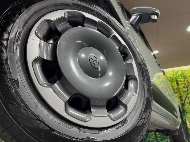 TOYOTA SIENTA HYBRID 2022