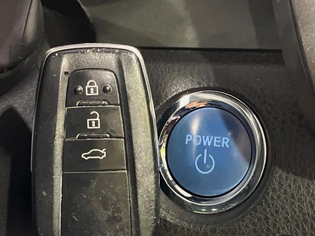 TOYOTA CAMRY HYBRID 2019