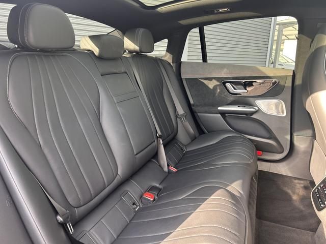 MERCEDES BENZ MERCEDES BENZ EQE 2023