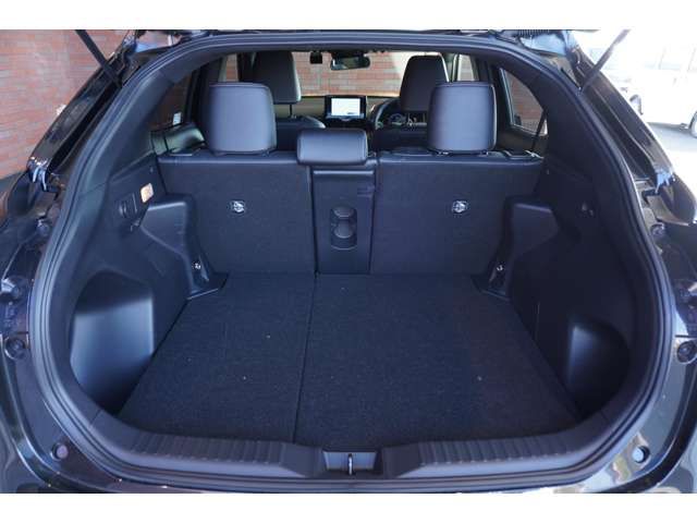 TOYOTA YARIS CROSS HYBRID 2025