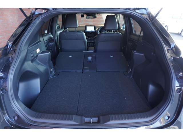 TOYOTA YARIS CROSS HYBRID 2025