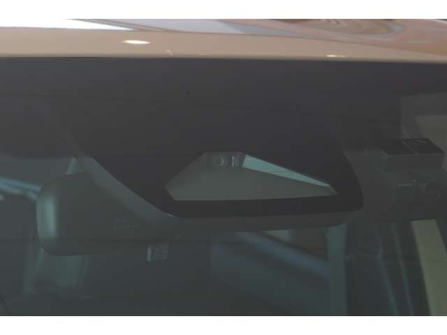 TOYOTA YARIS CROSS HYBRID 2025