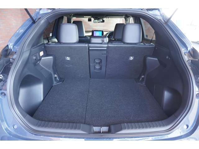 TOYOTA YARIS CROSS HYBRID 2025