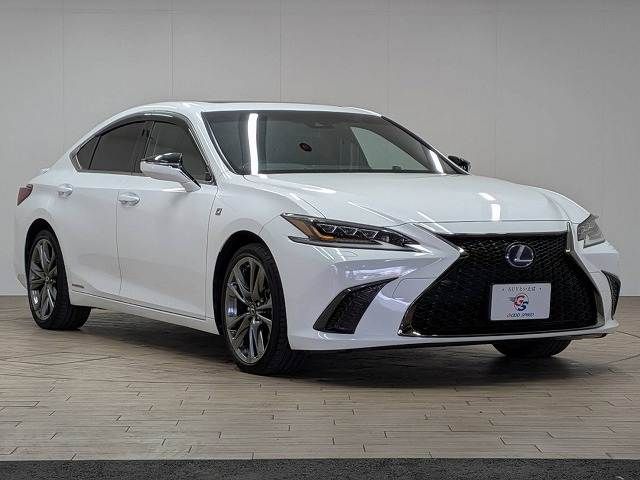 TOYOTA LEXUS ES300h 2019