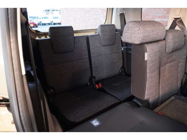 TOYOTA SIENTA HYBRID 2025