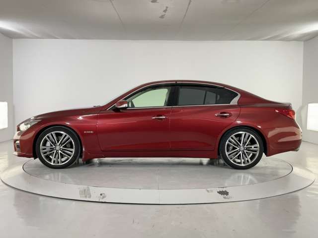 NISSAN SKYLINE HYBRID 2016