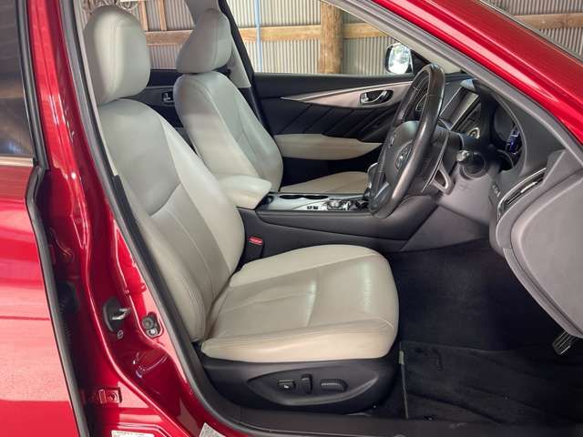 NISSAN SKYLINE HYBRID 2016