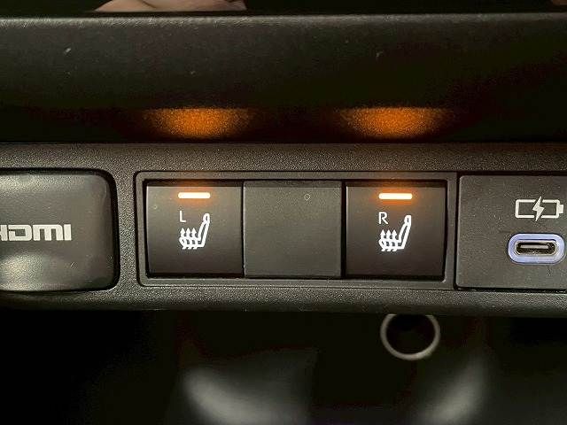 TOYOTA YARIS CROSS HYBRID 2025