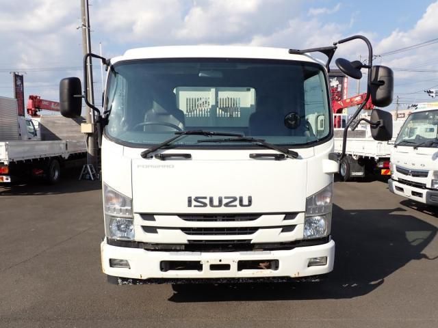 ISUZU FORWARD 2019
