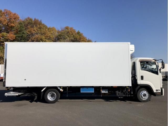 ISUZU FORWARD 2015