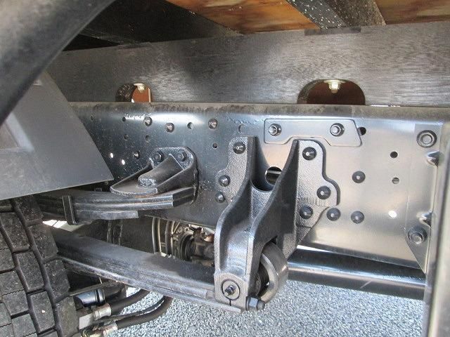 MITSUBISHI FUSOU FIGHTER 2023