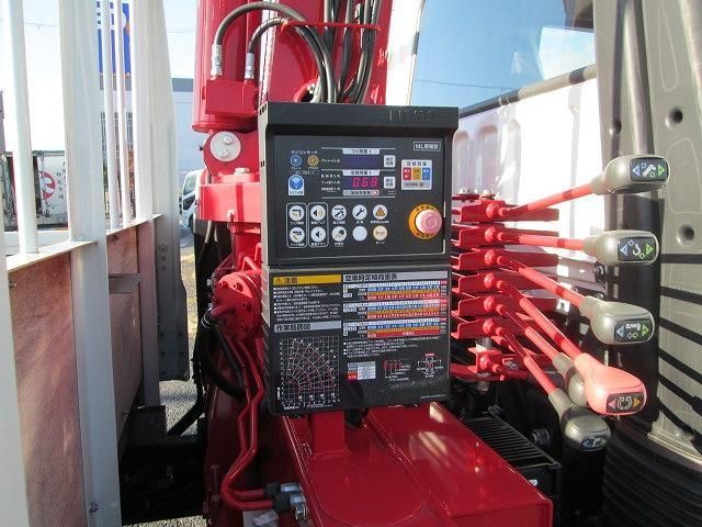 MITSUBISHI FUSOU FIGHTER 2023