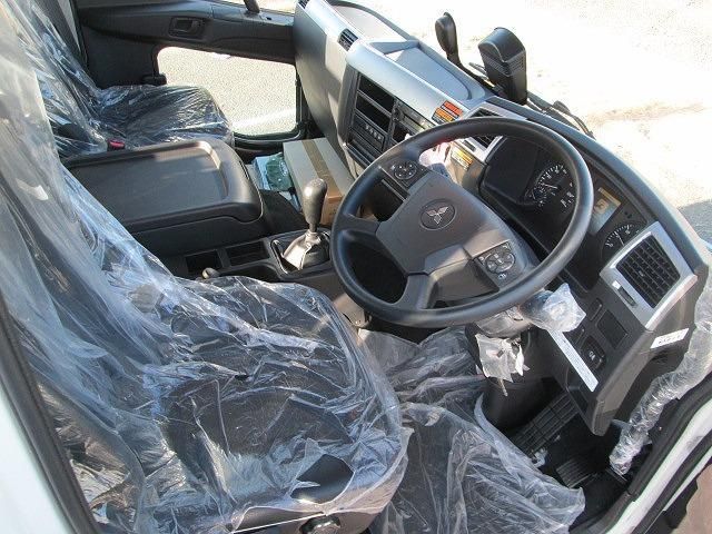 MITSUBISHI FUSOU FIGHTER 2023