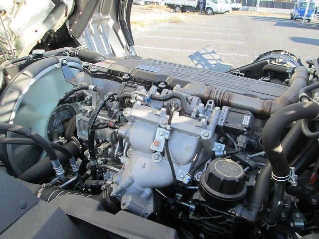 MITSUBISHI FUSOU FIGHTER 2023