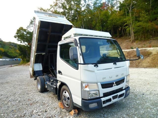 MITSUBISHI CANTER 2020