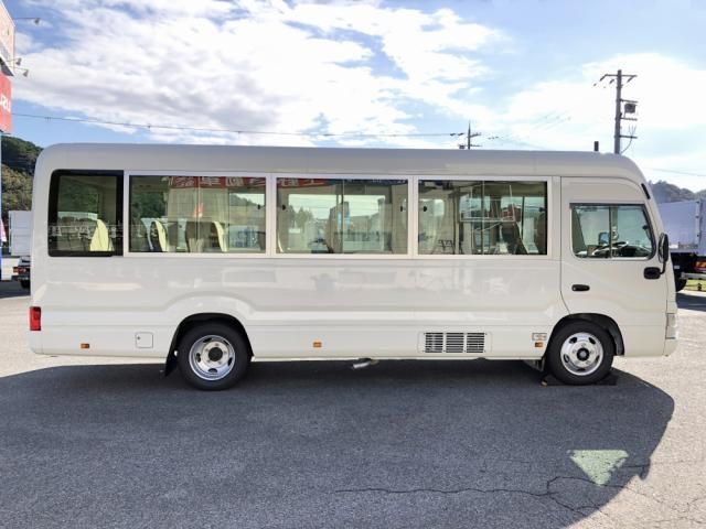 TOYOTA COASTER 2024