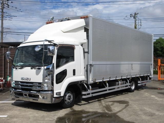 ISUZU FORWARD 2017